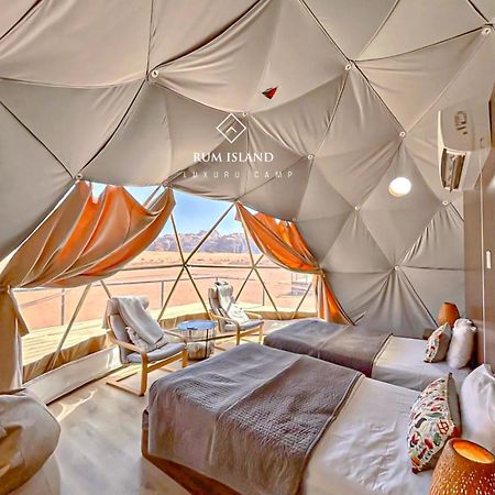 Rum Island Luxury Camp & Bubbles Hotel Wadi Rum Eksteriør bilde