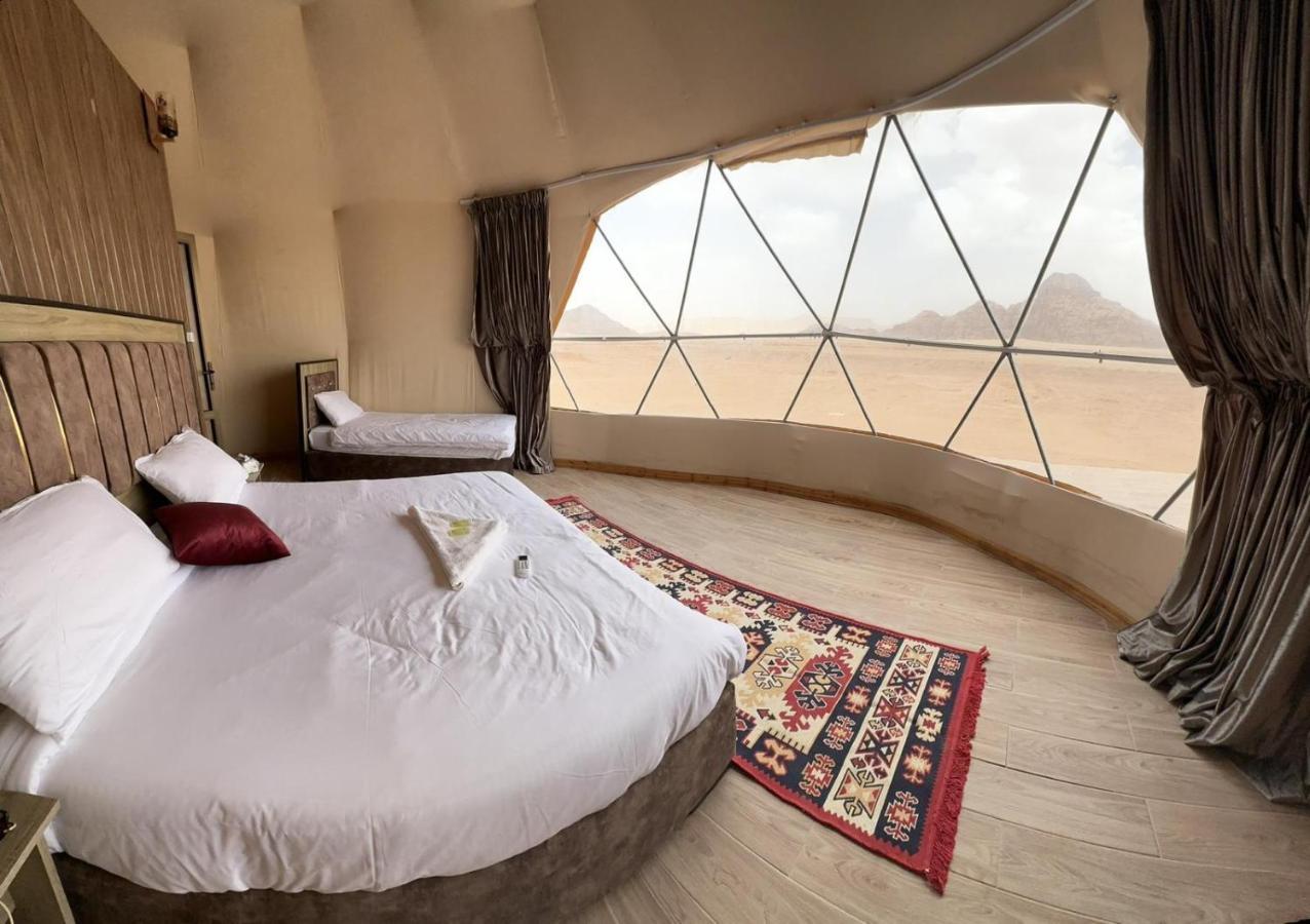 Rum Island Luxury Camp & Bubbles Hotel Wadi Rum Eksteriør bilde