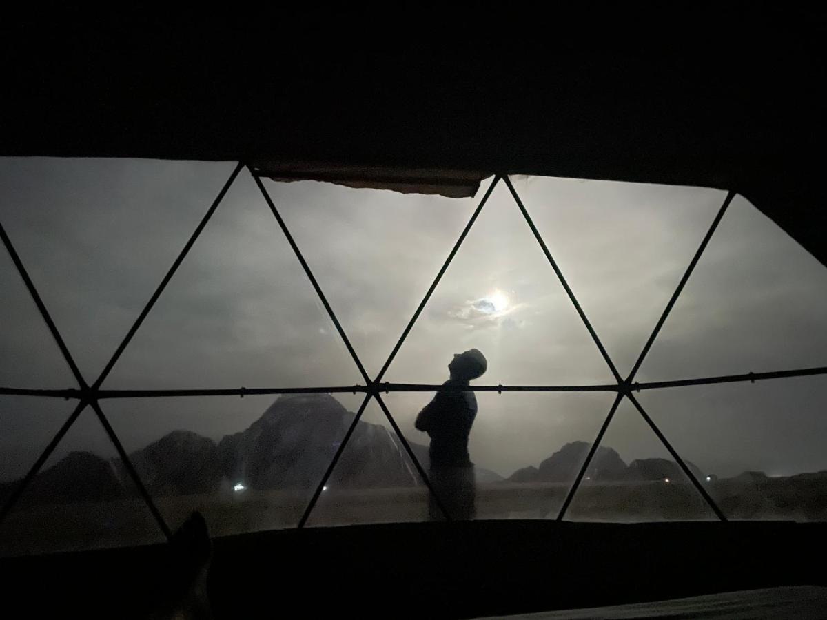 Rum Island Luxury Camp & Bubbles Hotel Wadi Rum Eksteriør bilde