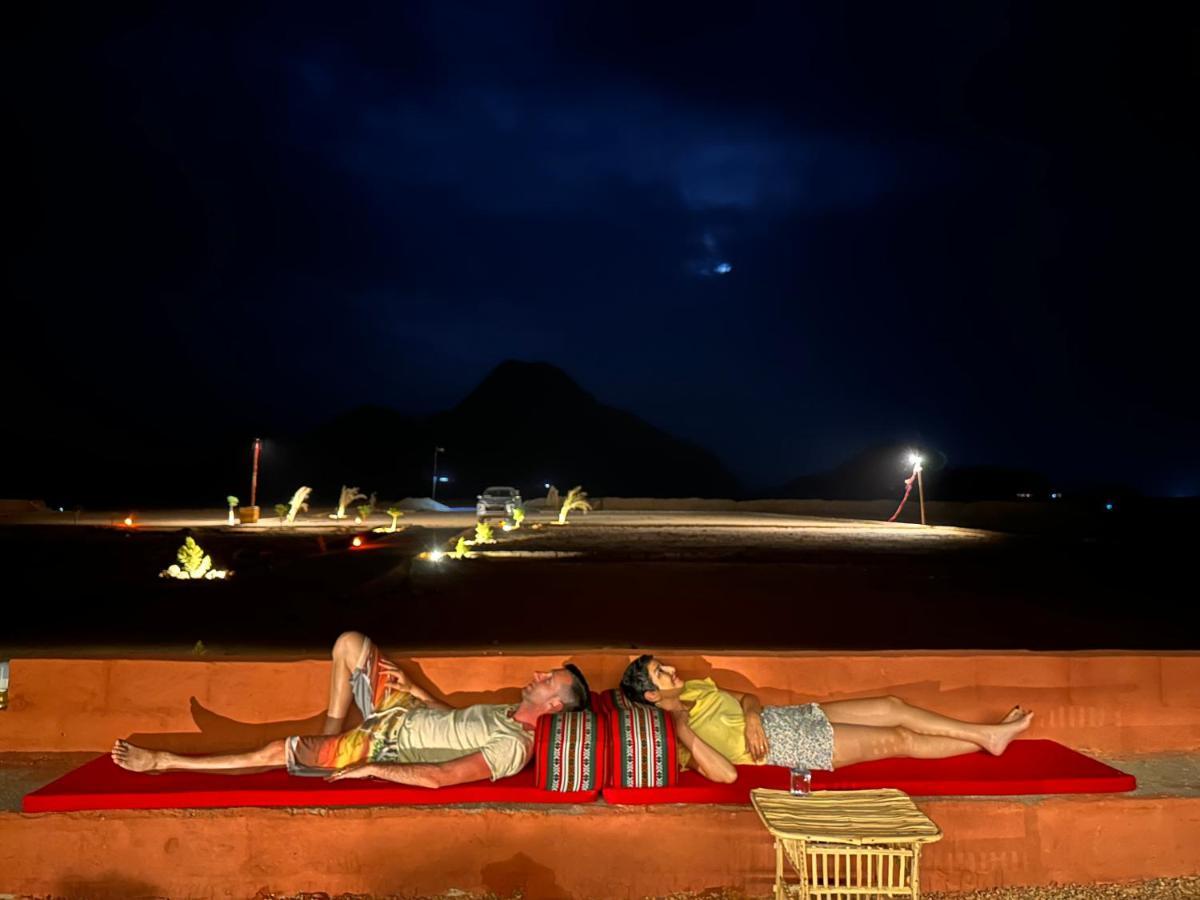 Rum Island Luxury Camp & Bubbles Hotel Wadi Rum Eksteriør bilde