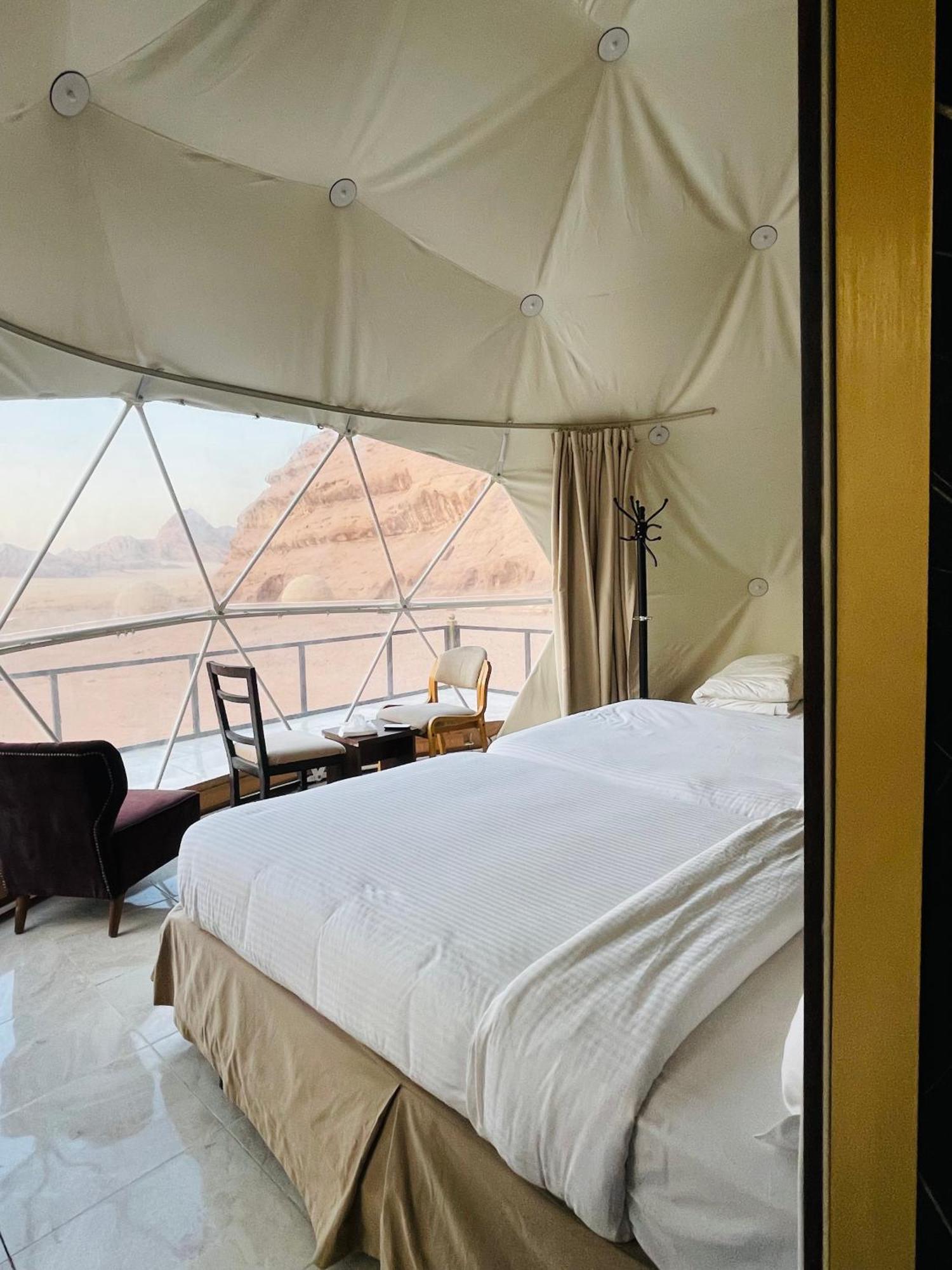 Rum Island Luxury Camp & Bubbles Hotel Wadi Rum Eksteriør bilde