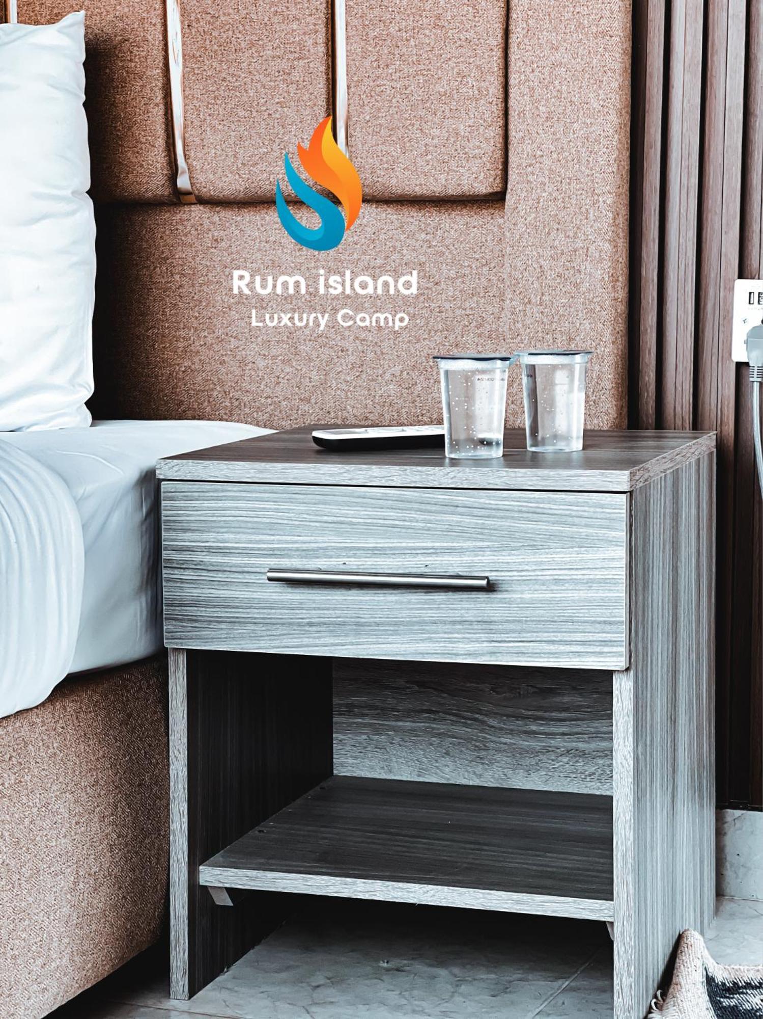 Rum Island Luxury Camp & Bubbles Hotel Wadi Rum Eksteriør bilde