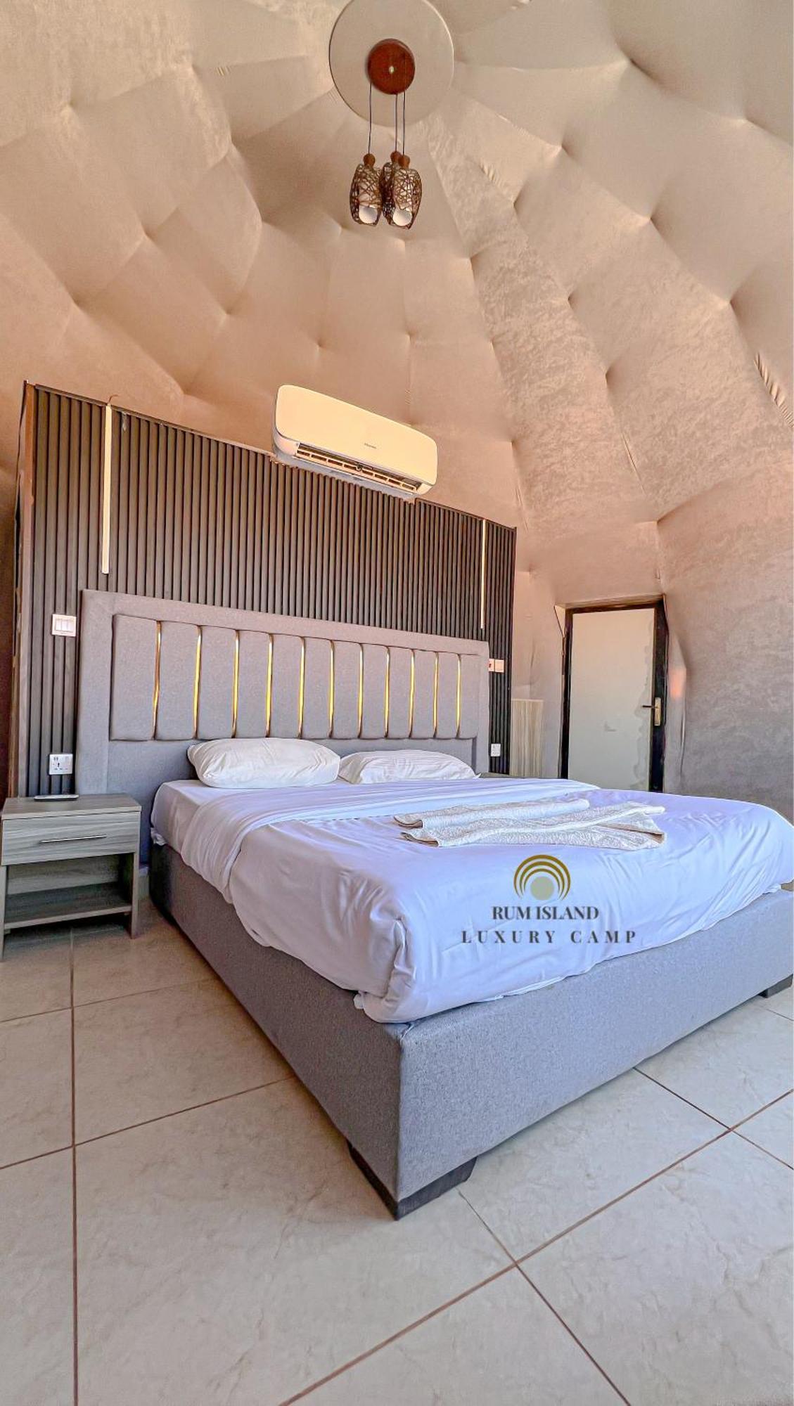 Rum Island Luxury Camp & Bubbles Hotel Wadi Rum Eksteriør bilde
