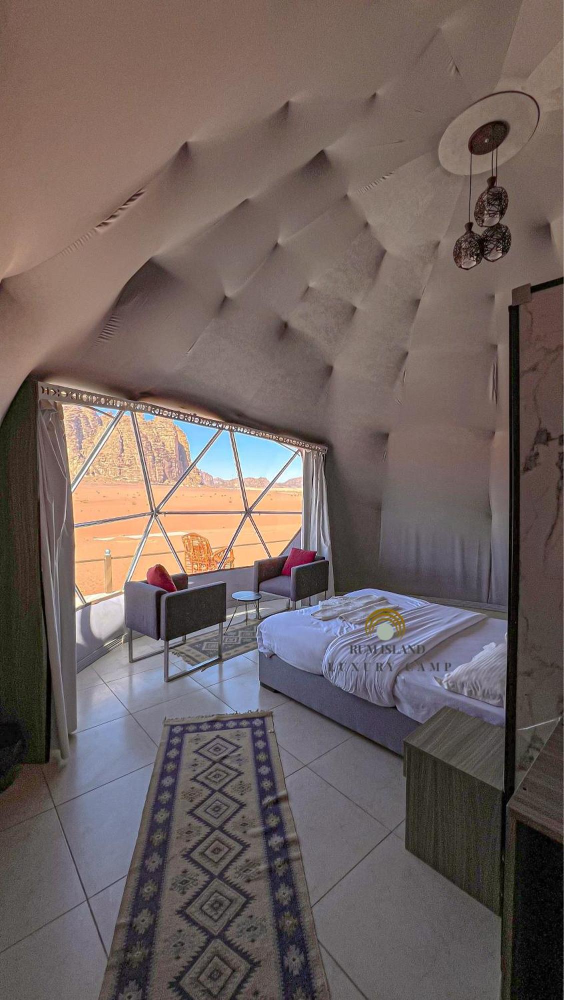Rum Island Luxury Camp & Bubbles Hotel Wadi Rum Eksteriør bilde